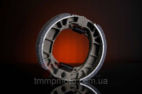 Колодки тормозные GY125 куб см 2w10 фото